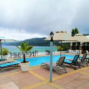 Le Relax And Restaurant Anse Royale